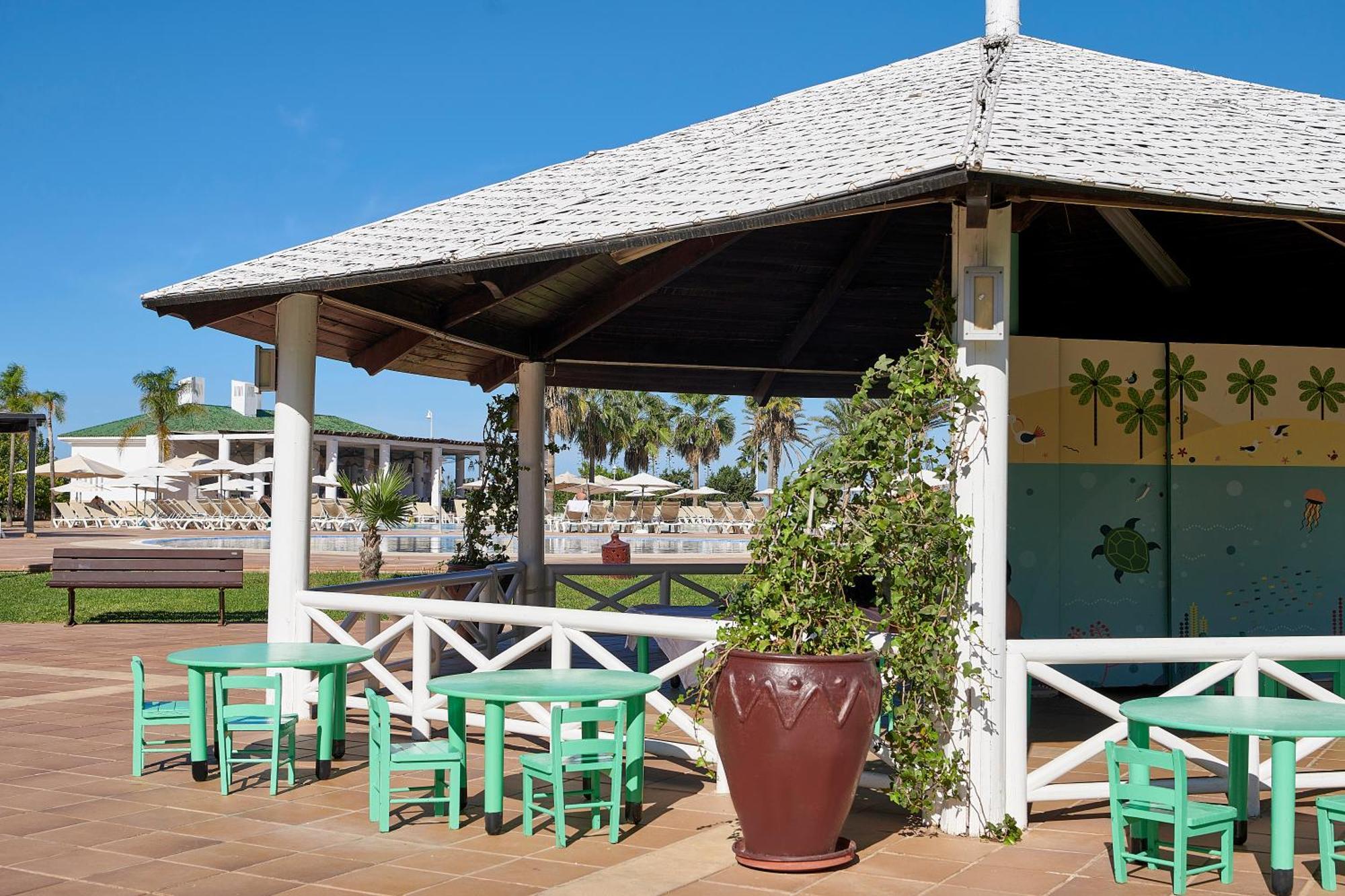 ホテル イベロスター サイディア エクステリア 写真 The clubhouse at the Royal Palm Polo Club
